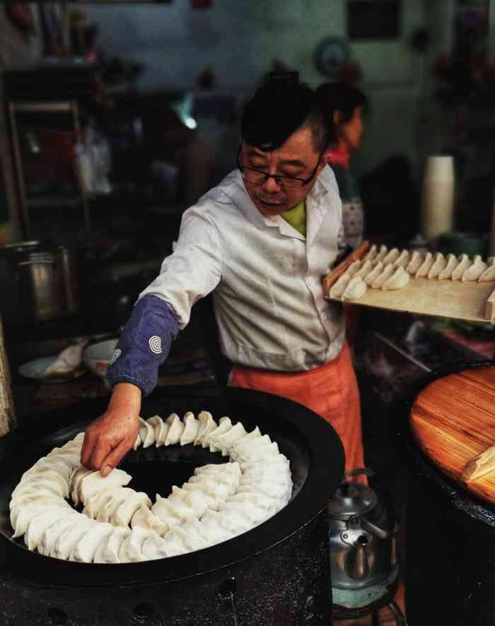 阿年锅贴(临青路店)-"关门了吧?每天来每天都休息,搞什么.