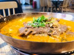 -香山湖家家宴(中山陵店)