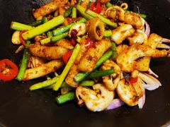 韭菜干锅烤鱿鱼-老头儿油爆虾(胜利河美食街店)