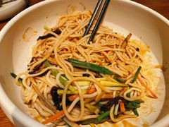 -云海肴·汽锅鸡·云南菜(天山百盛优客店)