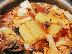 -禄婶鸡煲·打边炉