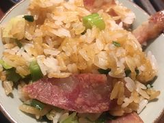 煲仔饭-大匠工房古船木艺术餐厅·猪肚鸡专门店(长白仙岛店)