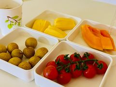 -涨巢·潮玩水疗局