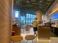 -星巴克臻选(万象前海店)