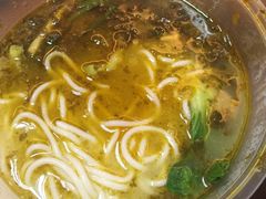 -在蒙自过桥米线