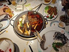 -二荆条·城市森林火锅旗舰店