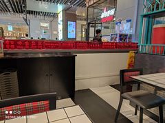 -肥汁米蘭香港米线(长宁来福士店)