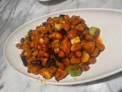 -渝信川菜 · 川味家常菜(财富购物中心店)