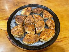 料理烤特色火烧-老东镇啤酒屋海鲜加工·蒸汽海鲜·海鲜烧烤(台东店)