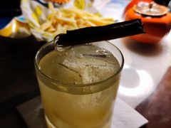 -三两三民谣咖啡清吧