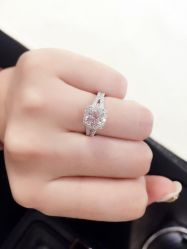 -威德钻石-克拉钻大本营(南京东路店)