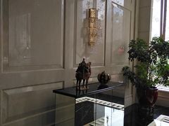 -茂名熹龙国际大酒店(人民广场高铁站店)