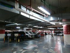 -日月光中心-停车场