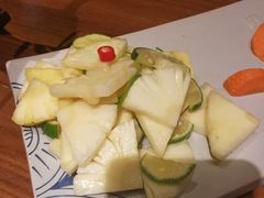 -云海肴·汽锅鸡·云南菜(天山百盛优客店)