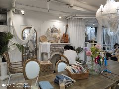 -共舞时光猫咖·狗咖(新街口店)