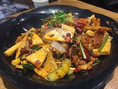 -小山城麻辣香锅(新邻生活广场店)