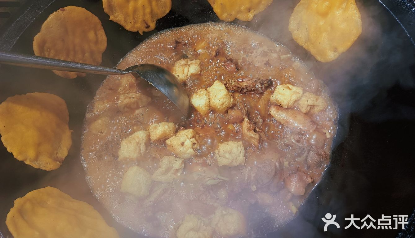 【靓丰缘·柴火灶地道湖北菜】