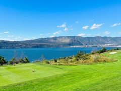 -昆明春城湖畔度假村