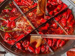 -六婶老火锅(交通大学直营店)