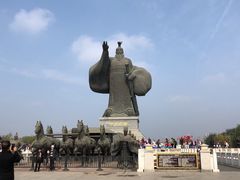 -汉长安城未央宫国家考古遗址公园