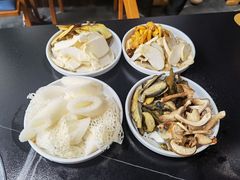 -野菌皇海景野生菌火锅(滨海大道店)