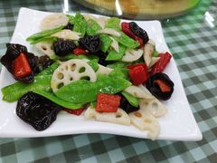 -烁佳海鲜大馅饺子