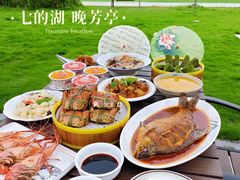 -七的湖·晚芳亭·阳澄湖农家菜·大闸蟹(莲花岛店)
