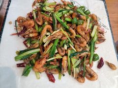 -梁姐啤酒鱼(兴坪古镇店)