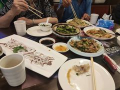 -盛中钰广味小馆