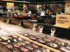 -钱小奴海鲜自助黑金店(杭州滨江龙湖店)