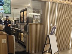 -霸王茶姬(静安大悦城店)