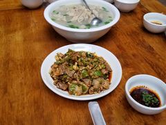 -茅屋大酒店
