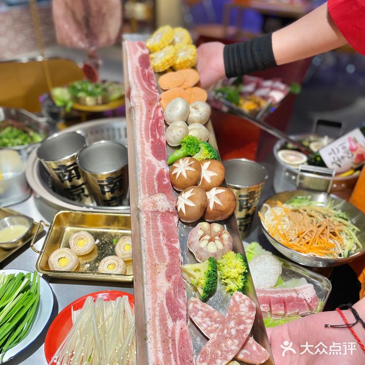 南京特色复古烧烤屋🥓凡尔赛芝士棒狂吃一盘