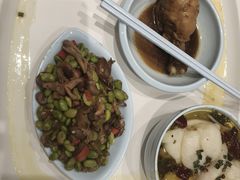 -荣华基·现炒快餐(肇嘉浜路店)