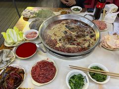 -储奇门鳝鱼火锅(总店)