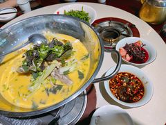 -筒子骨炖黄鸭叫·許家故事(凯德广场店)