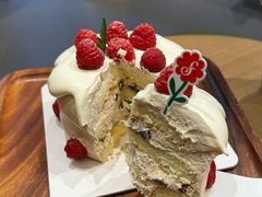 -花花卷卷·鲜食蛋糕(静安久光百货店)