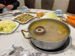 -朴小妹人参鸡汤火锅(长白山万达店)