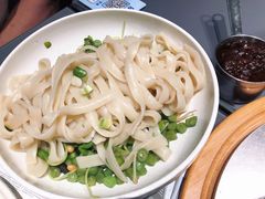 炸酱面-小大董·烤鸭(观景餐厅·南京西路店)