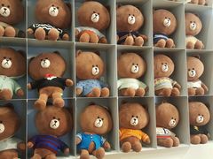 -LINE FRIENDS Garosu-gil Flagship Store