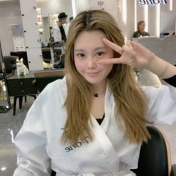-AYO SALON