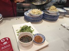 -青年路烩面馆(绿地世纪城店)