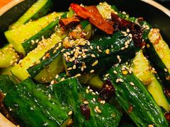 拍黄瓜花生米-仓库烤肉(绿园店)