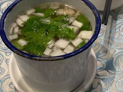新疆缸缸肉-巴扎美食·新疆菜·西域歌舞表演餐厅(新疆大厦店)