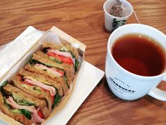 -星巴克(深圳龙华和平里店)
