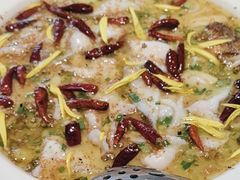 -渔语鱼酸菜鱼新川菜(来福士店)