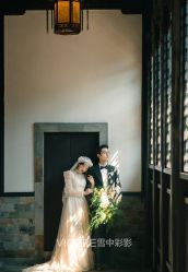 -雪中彩影婚纱摄影·微光艺术中心