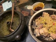 -云海肴·汽锅鸡·云南菜(天山百盛优客店)