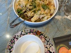 -哈啾嗨·新概念蒙餐(红星新城店)