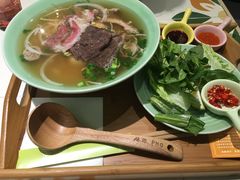 -越弥越南传统美食馆